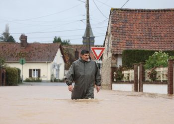 découvrez comment bien préparer votre assurance en 2025 face aux risques d’ouragans. conseils, garanties essentielles et démarches pour protéger vos biens en cas de catastrophe naturelle.