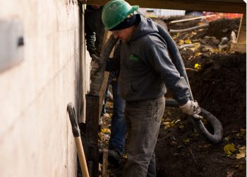 découvrez notre solution innovante pour prévenir et réparer les fissures sur les sols argileux, garantissant durabilité et stabilité à votre habitation.