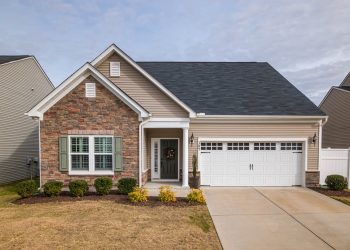 découvrez les raisons derrière la hausse du prix de l'assurance habitation et comment protéger votre budget tout en assurant efficacement votre logement.